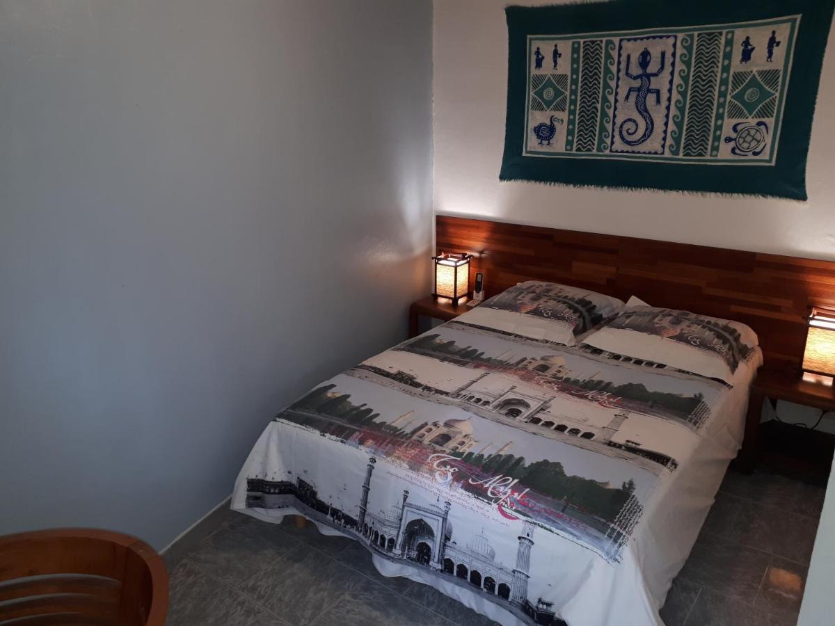 Apartament Les Anones Saint-Gilles Les Bains Zewnętrze zdjęcie