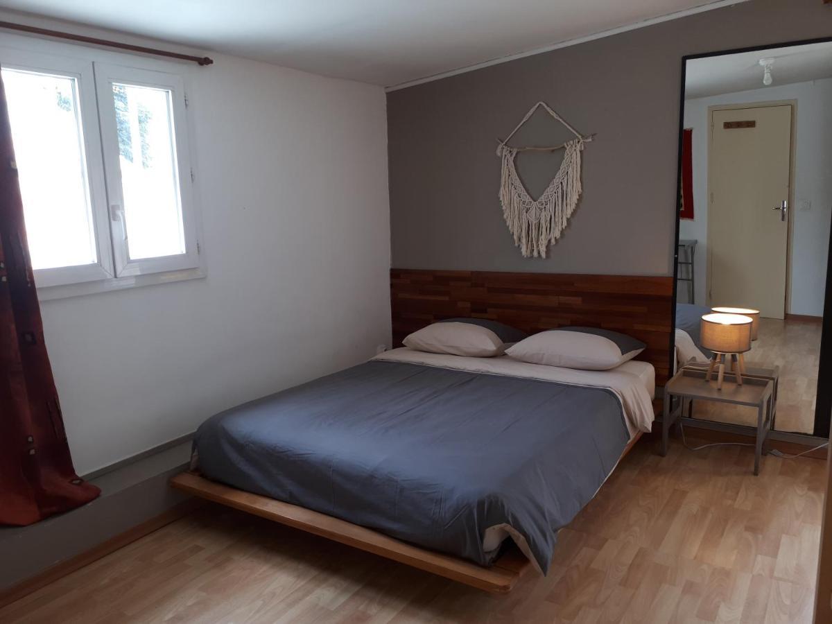 Apartament Les Anones Saint-Gilles Les Bains Zewnętrze zdjęcie