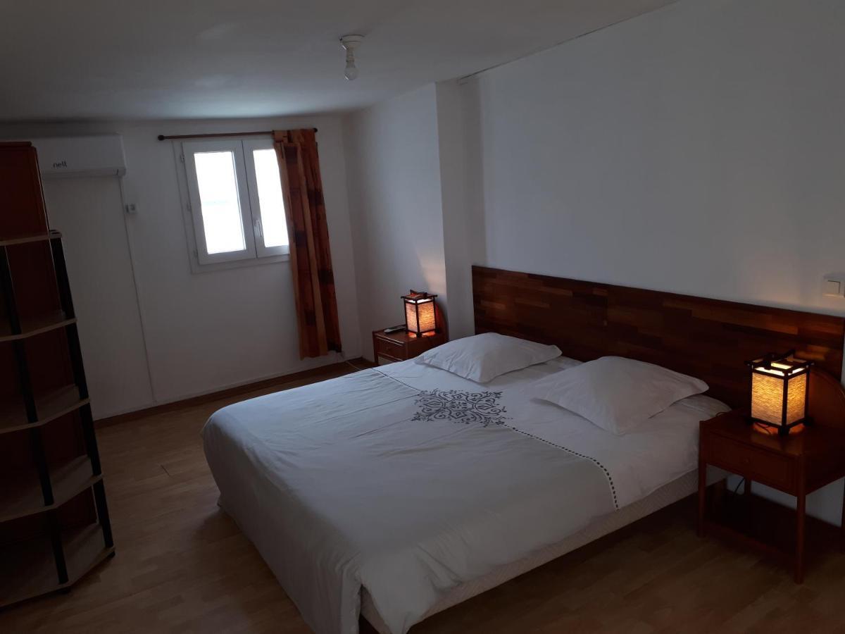 Apartament Les Anones Saint-Gilles Les Bains Zewnętrze zdjęcie