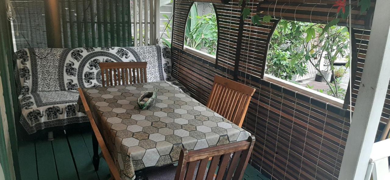 Apartament Les Anones Saint-Gilles Les Bains Zewnętrze zdjęcie