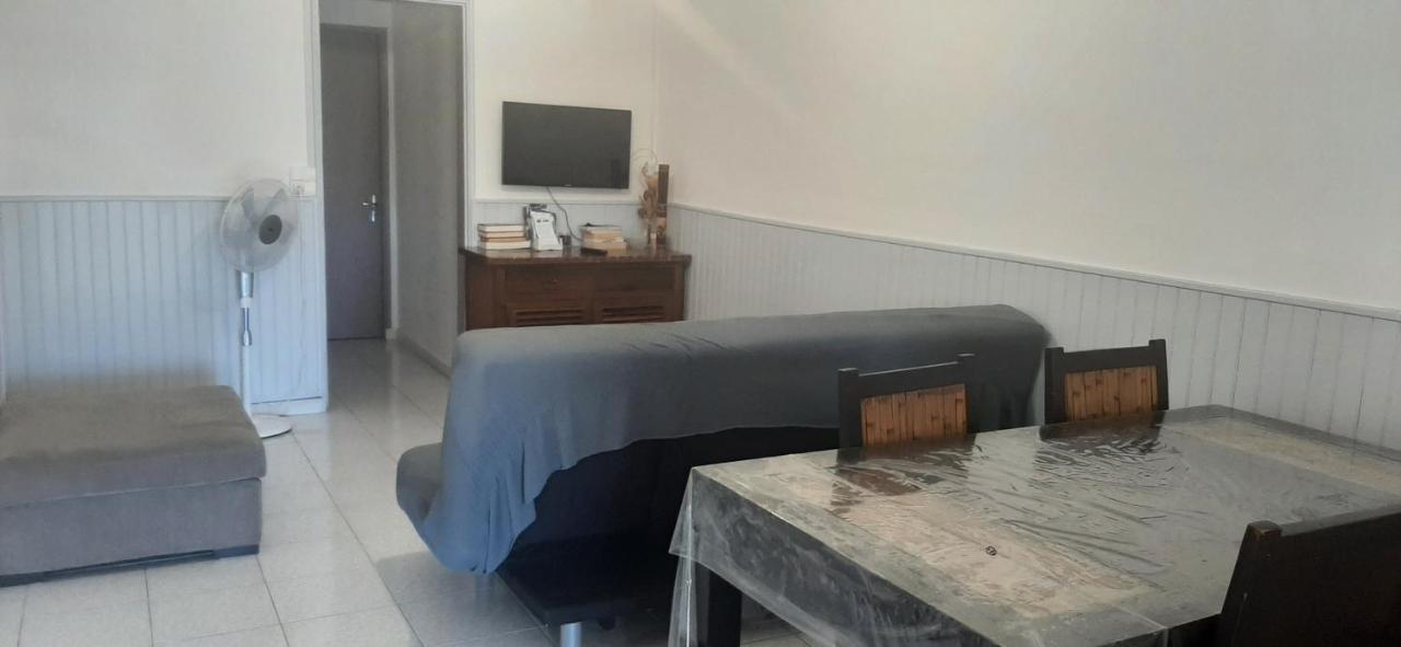 Apartament Les Anones Saint-Gilles Les Bains Zewnętrze zdjęcie
