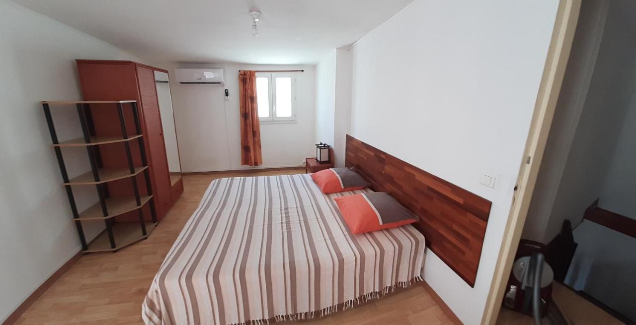 Apartament Les Anones Saint-Gilles Les Bains Zewnętrze zdjęcie