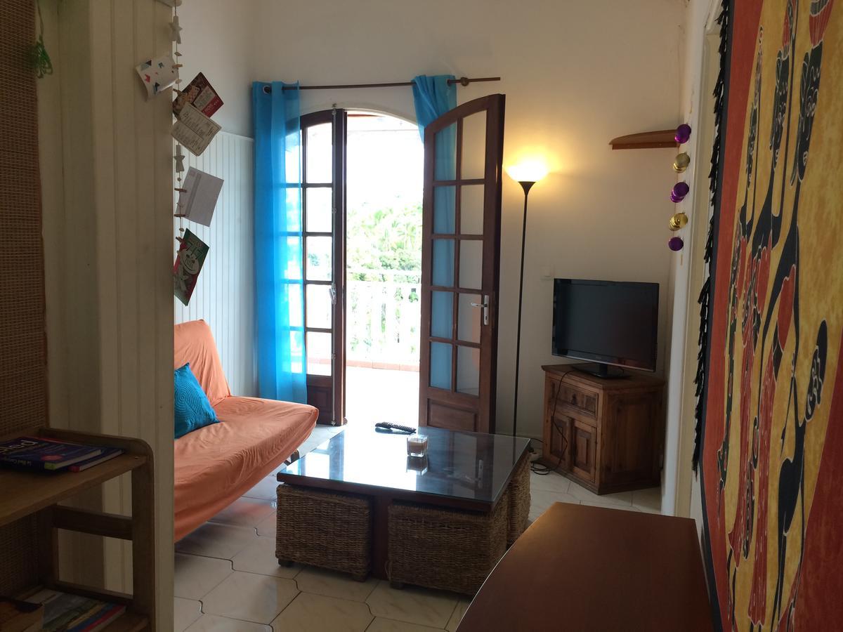 Apartament Les Anones Saint-Gilles Les Bains Zewnętrze zdjęcie